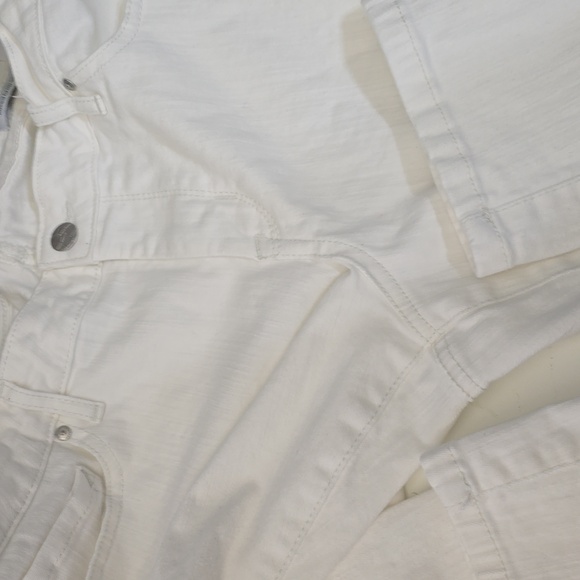 Jessica Simpson Jeans Women's Size 12 White Rolled crop Skinny White Jeans - Picture 11 of 11